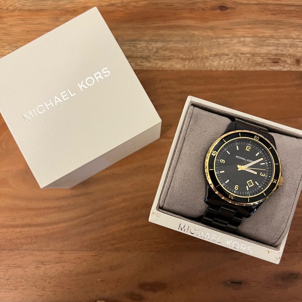 Michel kors black watch